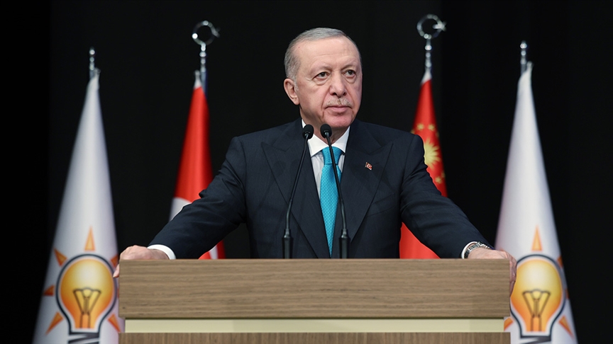 Mizah kisvesiyle yapılan açık bir kışkırtmadır, alçakça bir provokasyondur