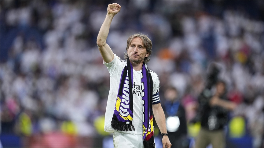 Luka Modric’in kupalarla dolu Real Madrid kariyeri sona erdi