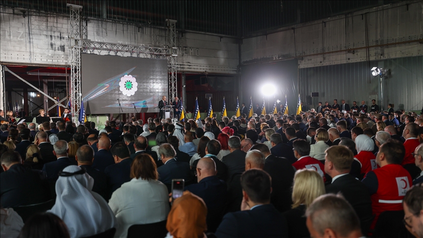 Srebrenitsa soykırımının 30’uncu yılı düzenlenen programla anıldı
