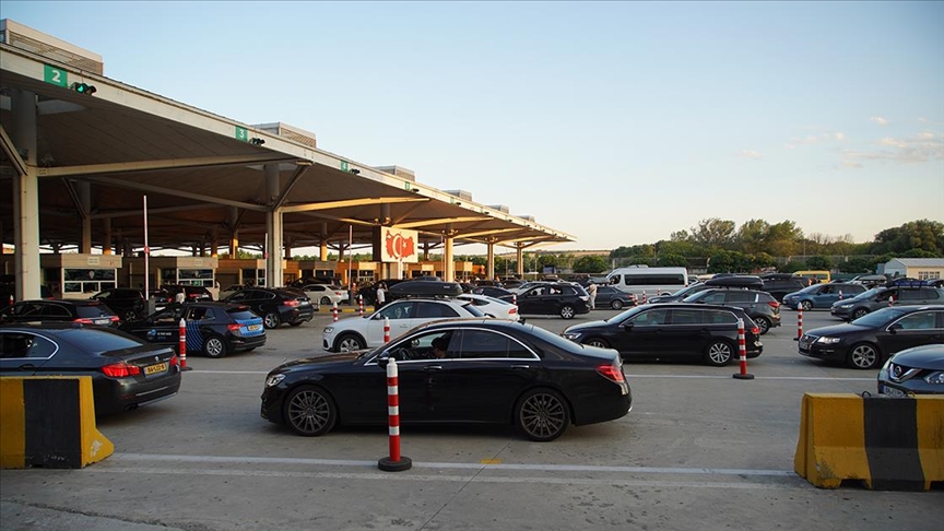 Kapıkule’de sezonun en hareketli günü yaşandı