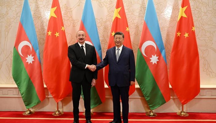 Azerbaycan Cumhurbaşkanı Aliyev, Çin Devlet Başkanı Şi ile görüştü