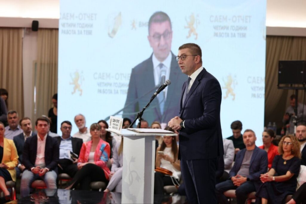 Başbakan Mickoski, yerel seçimlerden sonra kabine değişikliği olacağını söyledi