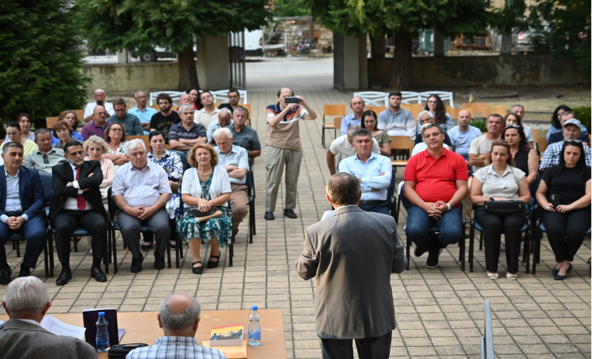 Resne’de Salim Kadri Kerimi’nin Yeni Kitabı Tanıtıldı