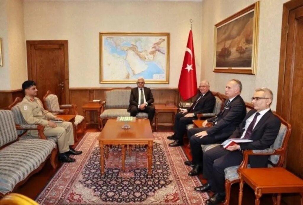 Milli Savunma Bakanı Yaşar Güler, Pakistan Büyükelçisi’ni kabul etti