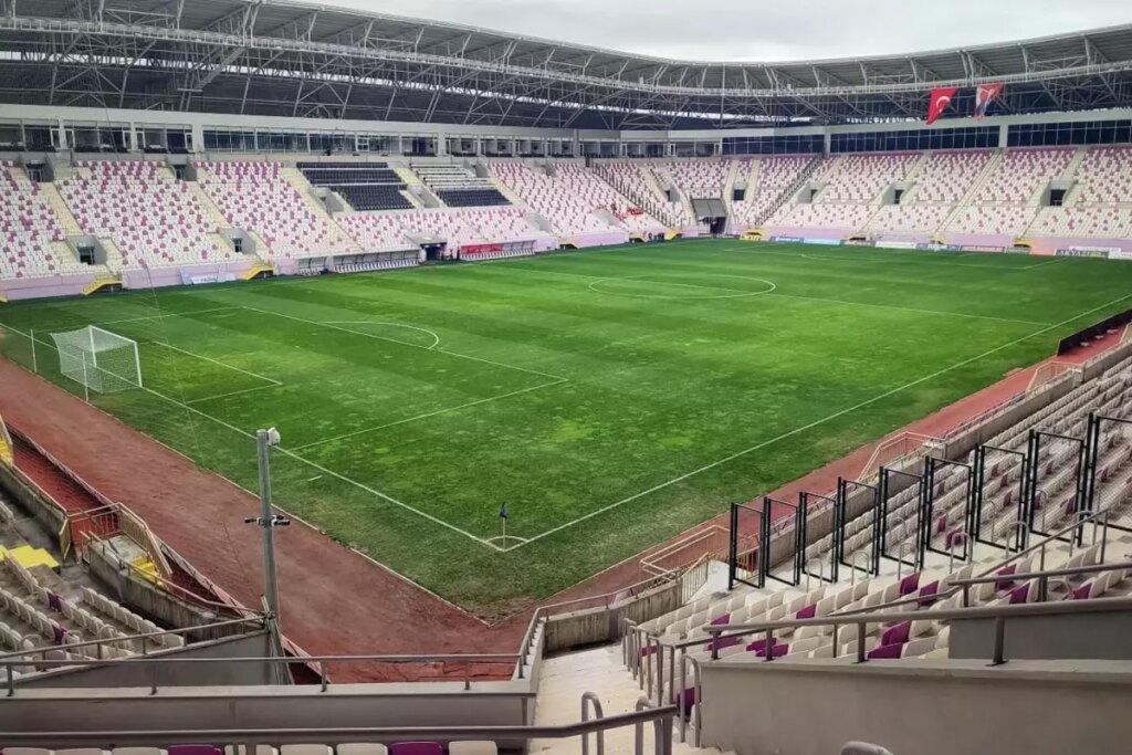 Görülmemiş olay! İŞKUR’a futbolcu ilanı verdiler, işte yapılan başvurusu sayısı