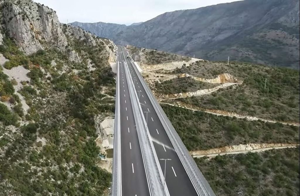 Karadağ’da Otoyol Geçişinde Gün Rekoru Kırıldı – Karadağ Media