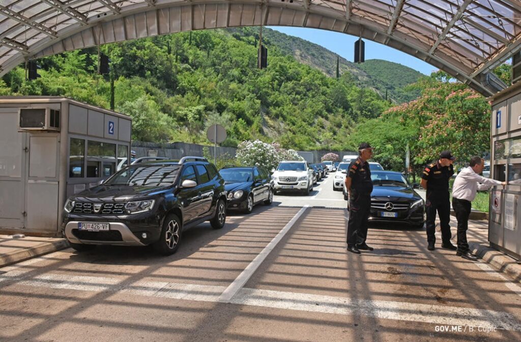 Karadağ’da Sezon Sonunda Bazı Ülkelere Vize Uygulaması Başlayabilir – Karadağ Media