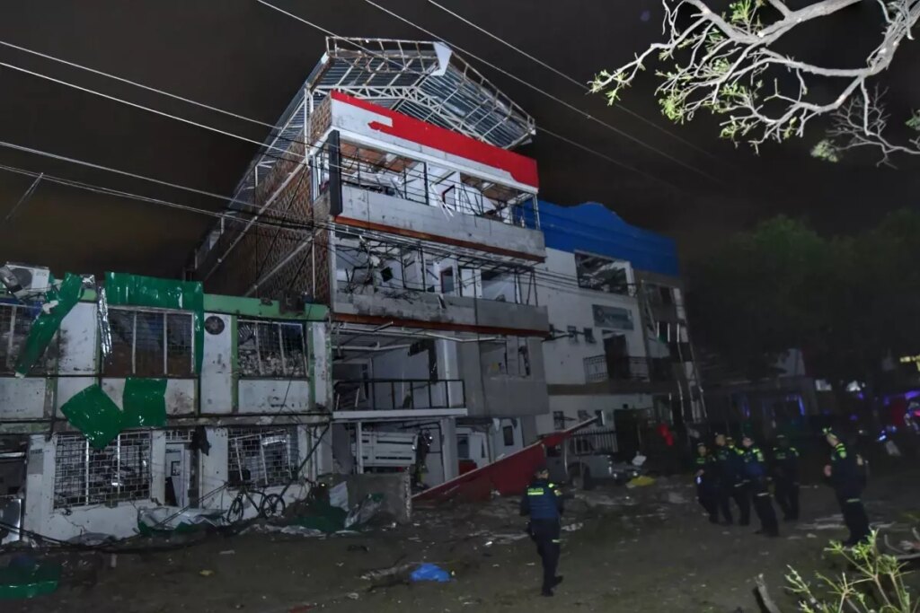 Kolombiya’da Bombalı Saldırı: 6 Ölü, 60 Yaralı