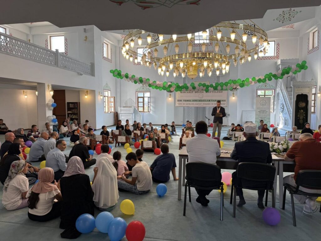 Kırcaali’de Temel Dini Bilgiler Yarışması Düzenlendi