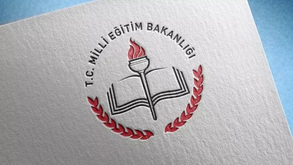 Okullar ne zaman açılıyor? Liselerin açılmasına kaç gün kaldı? Liseler ne zaman açılacak 2025?