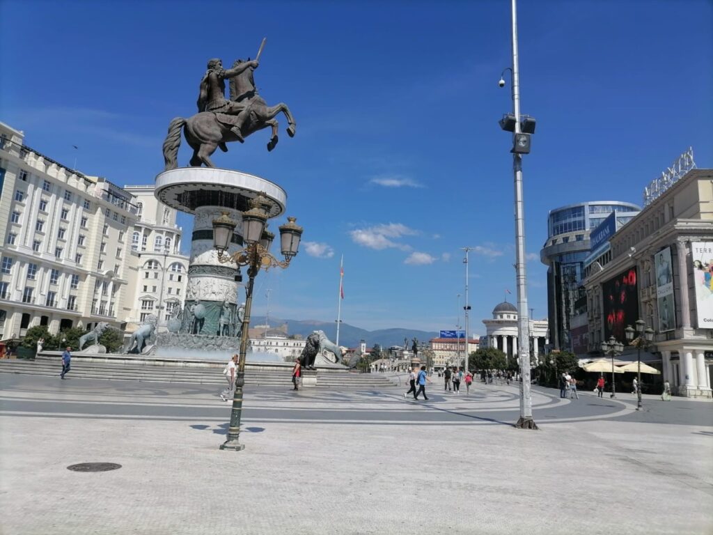 Sıcak ve güneşli bir gün bekleniyor