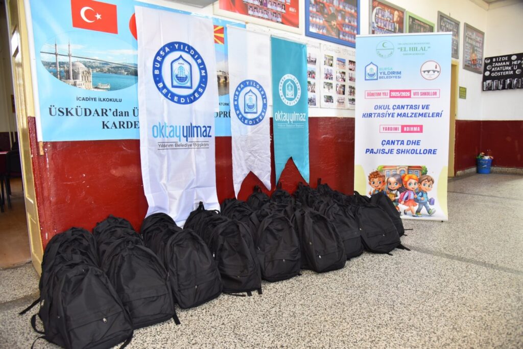 El Hilal’den 650 öğrenciye çanta ve okul gereçleri