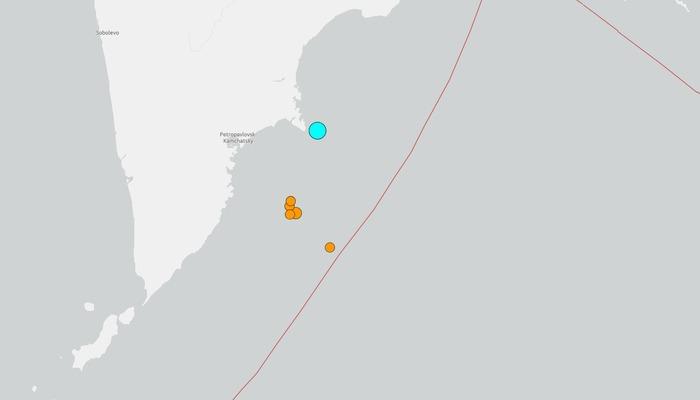 Rusya’da 7.4 büyüklüğünde deprem! Tsunami uyarısı geldi