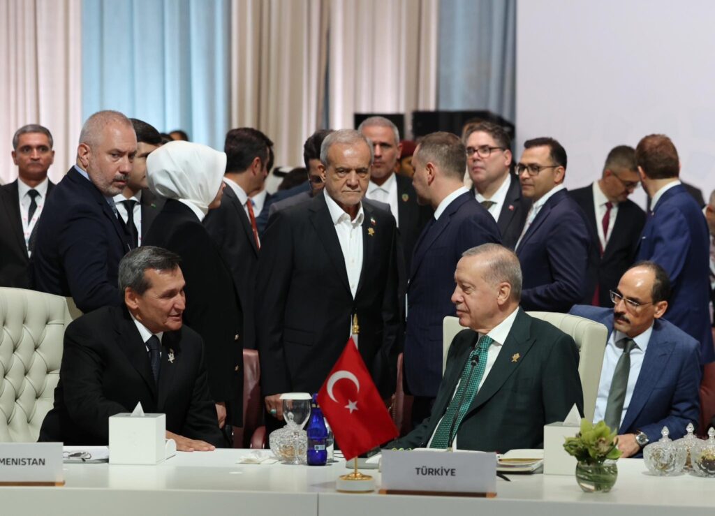 Cumhurbaşkanı Erdoğan: “İslam âlemi İsrail’in yayılmacı emellerini boşa çıkaracak dirayete sahip”
