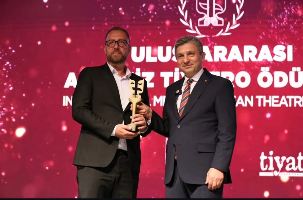 Antalya’da İlk Kez Düzenlenen Uluslararası Akdeniz Tiyatro Ödülleri Sahiplerini Buldu