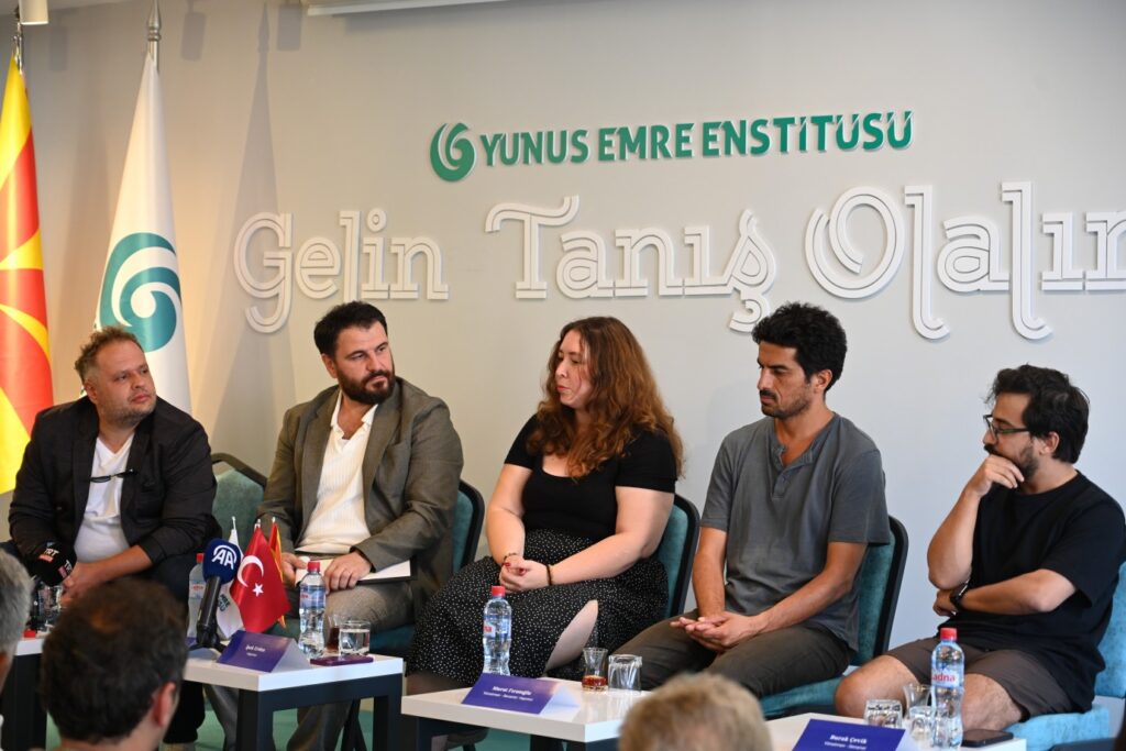 Üsküp’te “Türk-Makedon Tiyatrosu ve Sineması Paneli” düzenlendi
