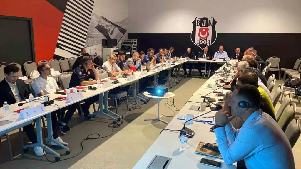 UEFA Avrupa Ligi Finali İçin Güvenlik Toplantısı Yapıldı