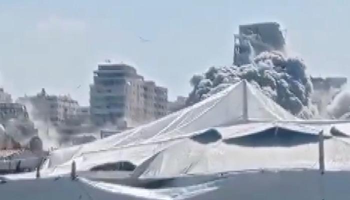 İsrail, Gazze’de yüksek binayı hedef aldı