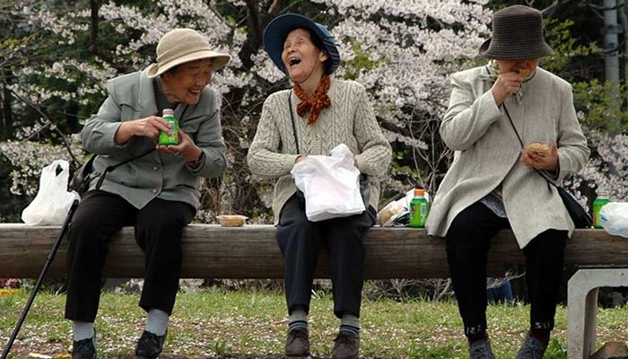 Japonya’da 100 yaş üstü nüfus ilk kez 99 bini aştı!