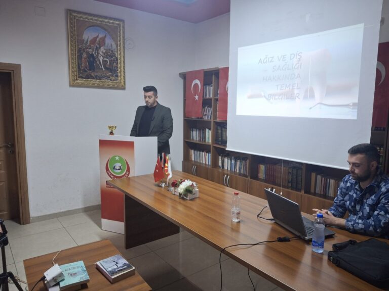 Genç Kalemler Derneği’nde Ağız ve Diş Sağlığı” konulu konferans düzenlendi