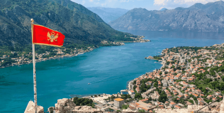 Karadağ’da 25 binden fazla sahte diploma tespit edildi
