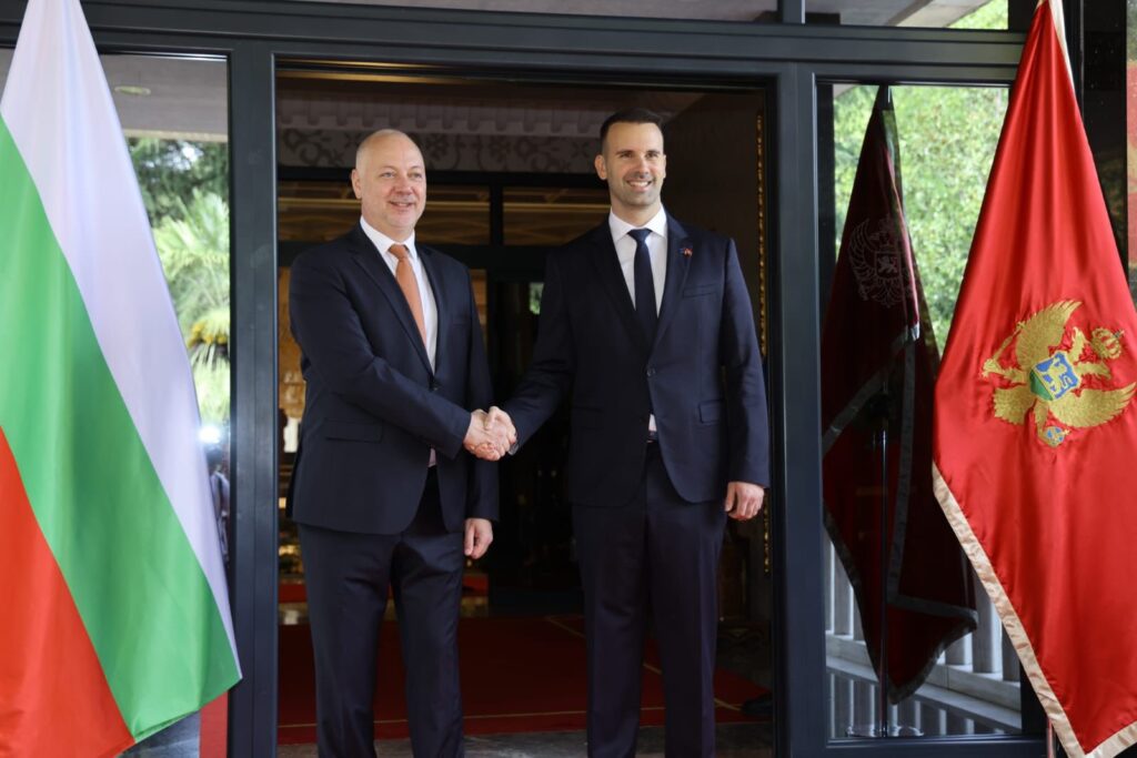Bulgaristan Başbakanı Jelyazkov, Karadağ Başbakanı Spajiç ile görüştü