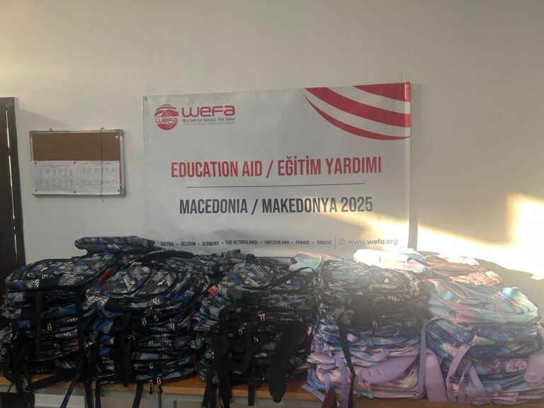Ensar Derneği’nden Üsküp’te 100 ilkokul öğrencisine çanta ve kırtasiye desteği