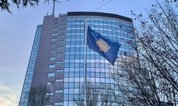 Kosova Hükümeti 3 ayda 780 milyon euro üzerinde harcama yaptı