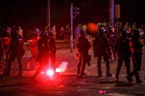 Avrupa Parlamentosu’ndan Sırbistan’daki şiddet olaylarına kınama