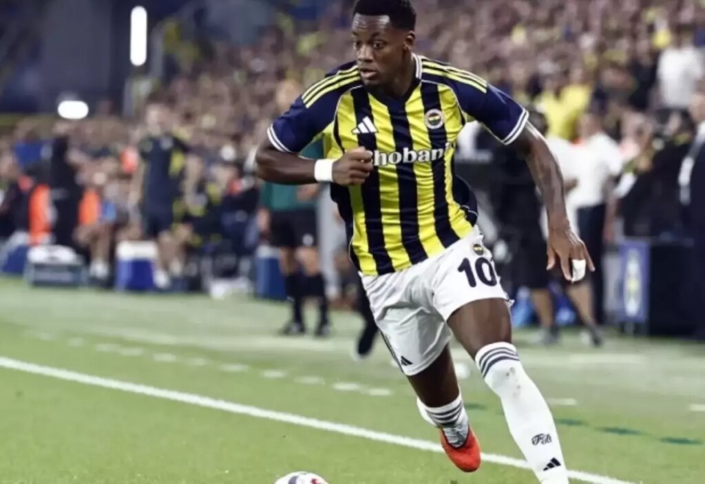 Jhon Duran ne zaman dönecek, kaç maç kaçıracak?