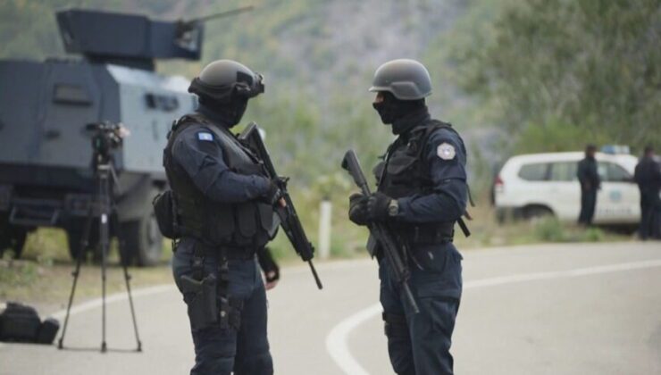 Kosova Meclis Başkanı ile dalga geçtiler: 4 polis açığa alındı