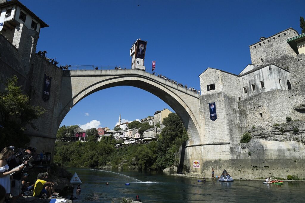 Mostar Köprüsü’nde Red Bull Cliff Diving heyecanı