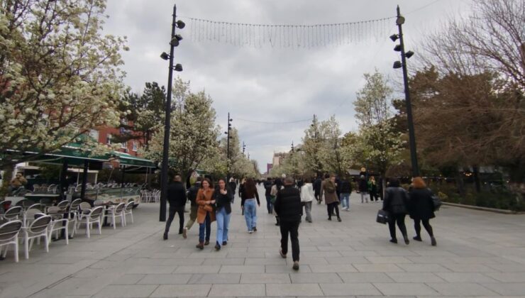 IRI anketi: Kosovalılar değişim ve yeni liderlik istiyor