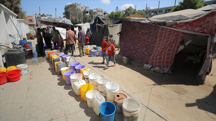 İsrail’in “susuzluğu” silah olarak kullandığı El-Mevasi’de bir milyon Filistinli yaşam savaşı veriyor