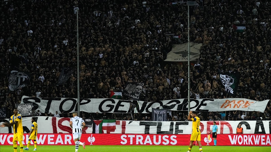 PAOK taraftarları, Maccabi Tel Aviv maçında Filistin’e destek verdi