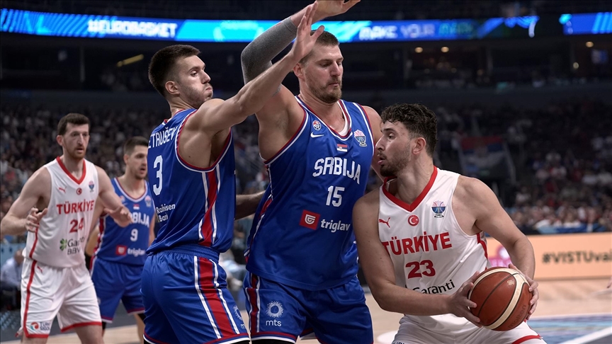 Türkiye, 2025 Avrupa Basketbol Şampiyonası’nda Sırbistan’ı yenerek grubu lider tamamladı