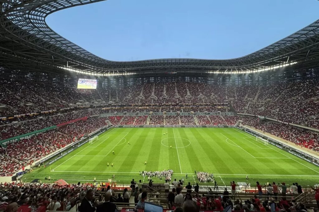 Tüm dünyanın konuştuğu ve 75 milyon dolara mal olan stat tamamlandı