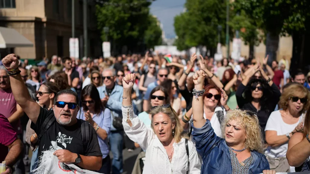 Yunanistan’da işçi eylemi: 24 saatlik grev Atina’yı felç etti