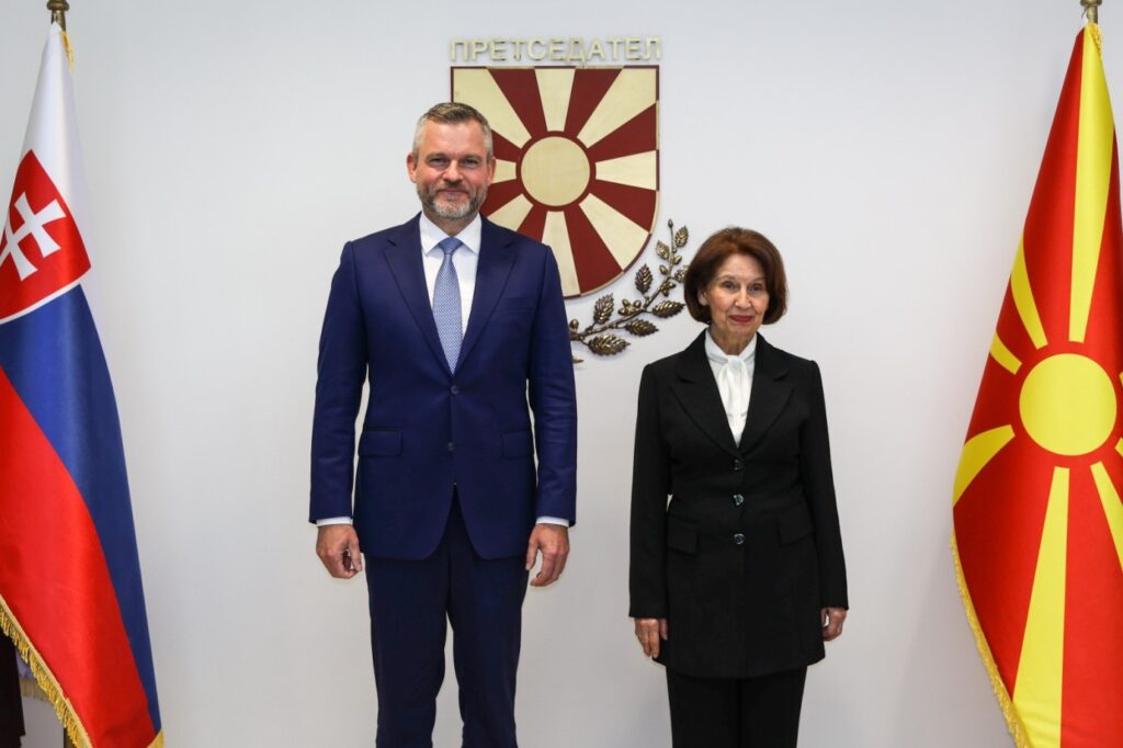 Slovakya Cumhurbaşkanı Pellegrini Üsküp’te resmi temaslarda bulunuyor