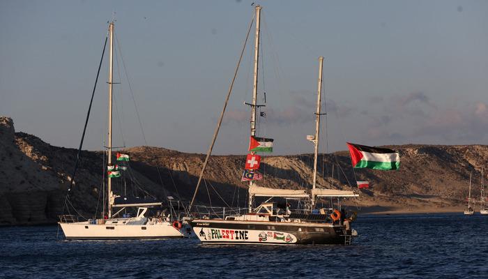 Gazze’ye ilerleyen Küresel Sumud Filosu yüksek riskli bölgeye girdi! İsrail savaş uçağından Akdeniz’e füze