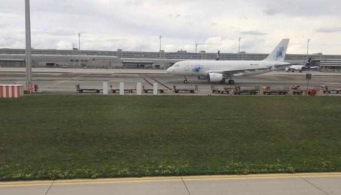 Münih’teki havalimanında İHA’lar nedeniyle durdurulan uçuşlara yeniden başlandı