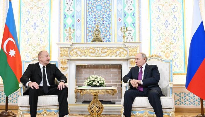 Putin ile Aliyev, Tacikistan’da görüştü