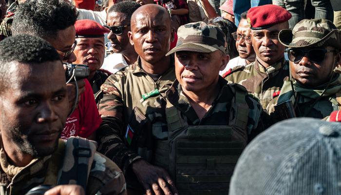 Madagaskar’da ordu yönetime el koydu! Devlet kurumlarının faaliyetleri askıya alındı