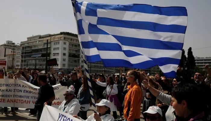 Protesto ve grevlere rağmen onaylandı, Yunanistan’da mesai 13 saate yükseldi
