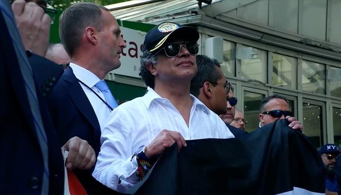 Kolombiya Cumhurbaşkanı Petro’dan, ABD’ye “Venezuela’yı işgal etme uyarısı”