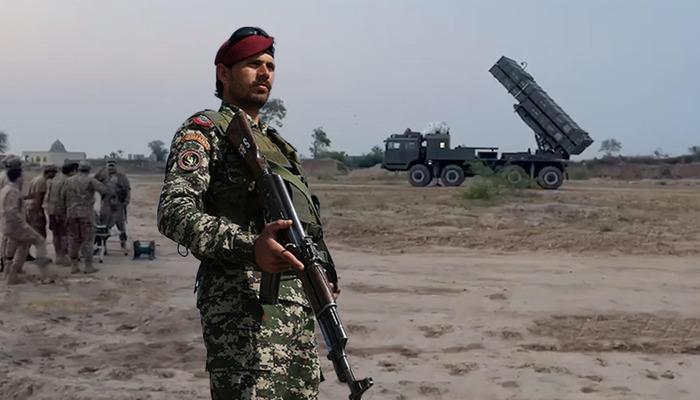 Pakistan’dan Afganistan açıklaması! “Açık bir savaşa girme seçeneğimiz var”