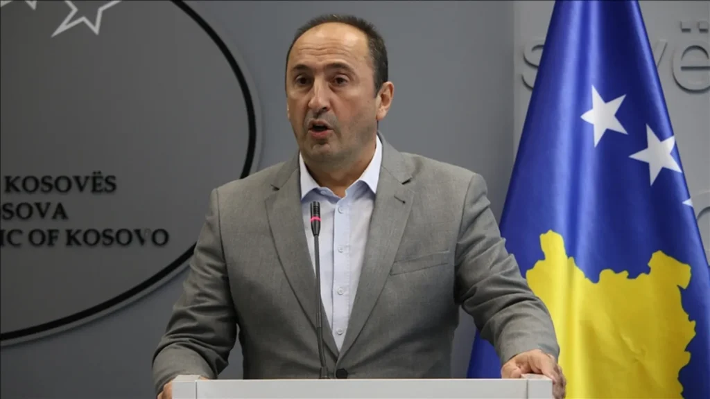 Kosovalı eski bakan Dıraç Limanı Müdürü olarak atandı