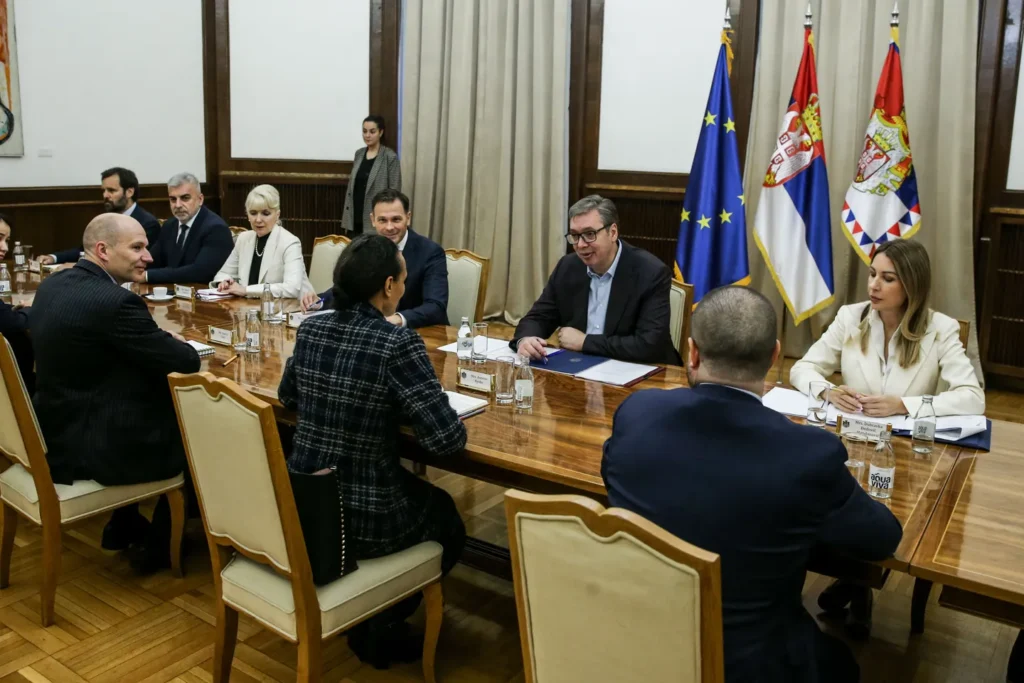 Sırbistan Cumhurbaşkanı Vučić, IMF heyeti ile görüştü