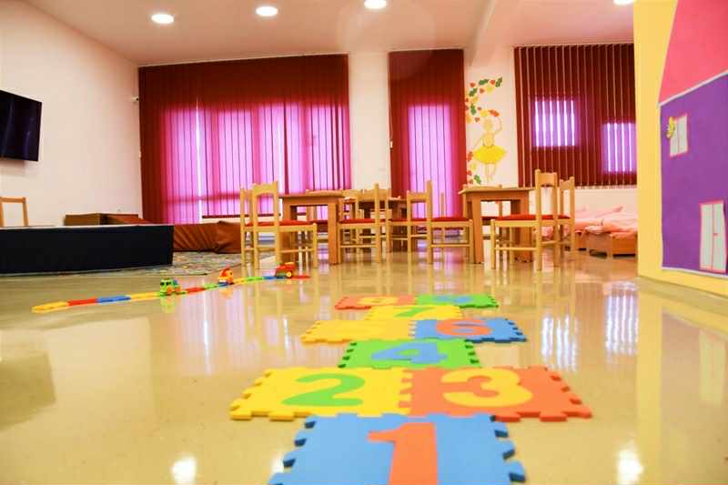 Alaca Derneği: Derneğimizin girişimleri ile bugün Kalkandelen’de tarihi bir ilk gerçekleşerek Türkçe anaokulu açılıyor