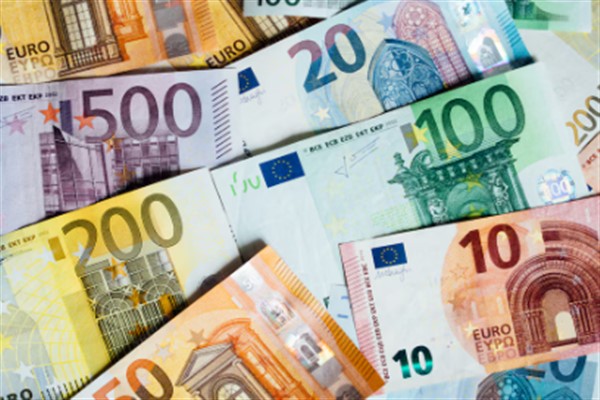 Bulgaristan’da Euro’ya geçiş tanıtım toplantıları devam ediyor